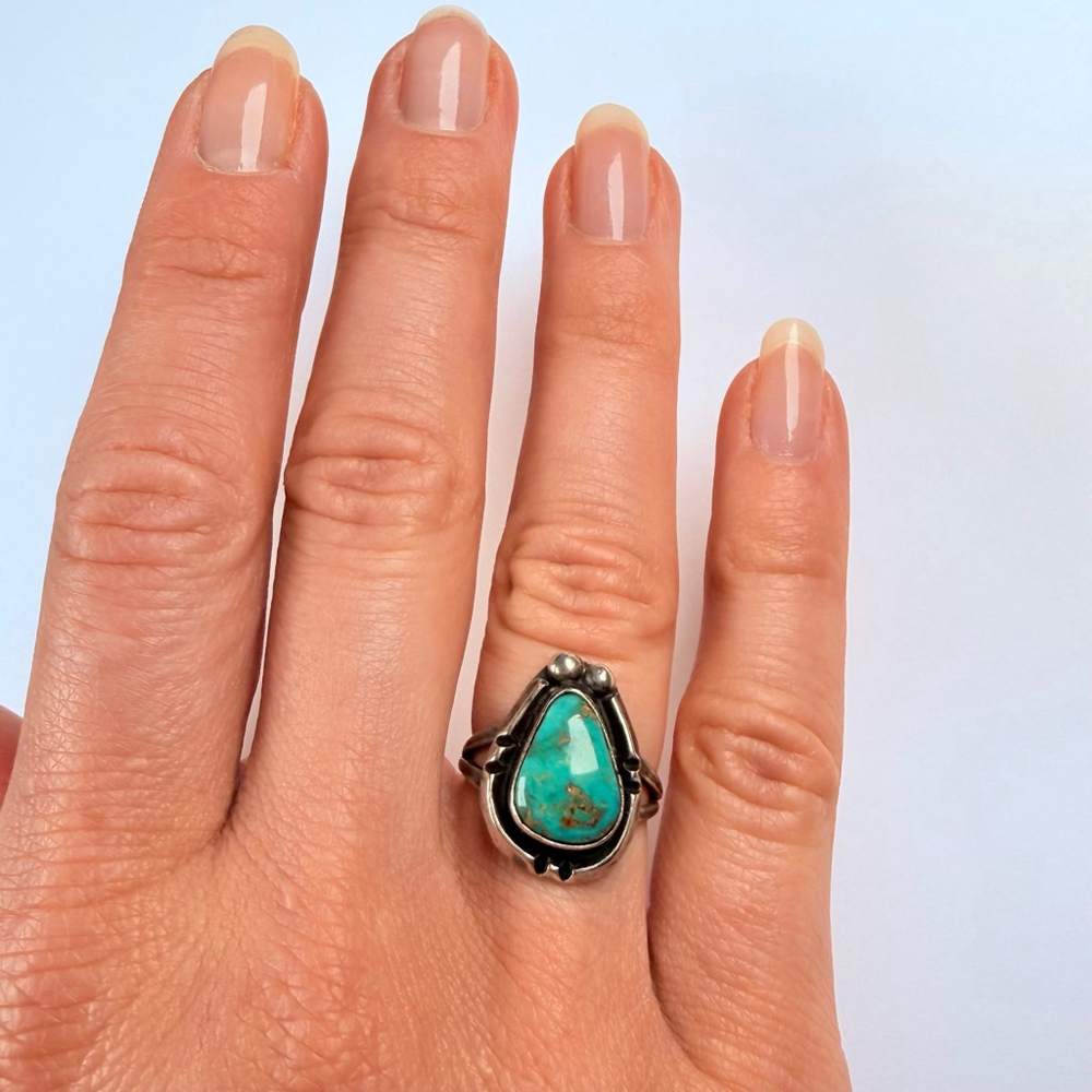 Native American Southwestern Old Pawn Turquoise Sterling Silver Vintage Ring - Picture 3 of 10